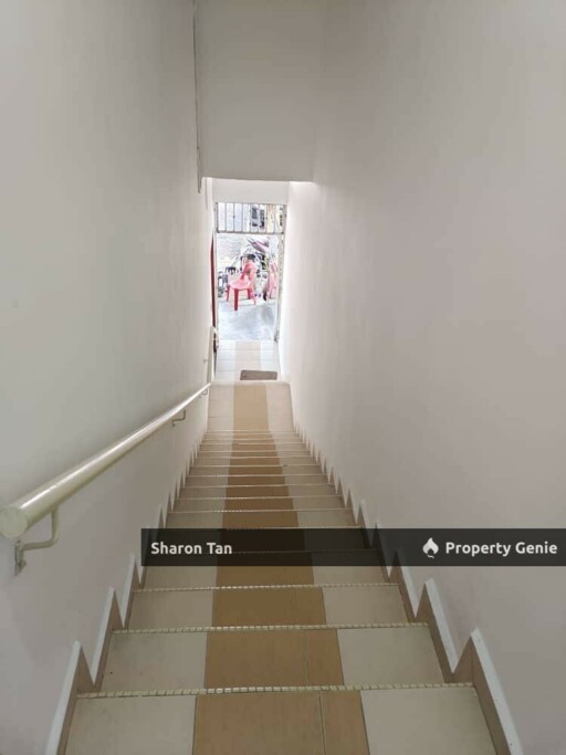Jalan Rosmerah 2/16, Taman Johor Jaya