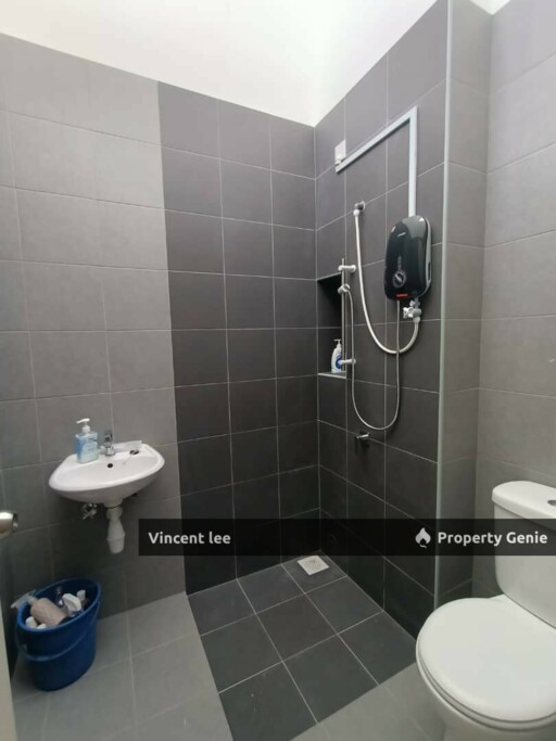 Eco Forest Ebonylane, Artisan Home [2 StoreyTerrace with Super Nice Renovated Condition]