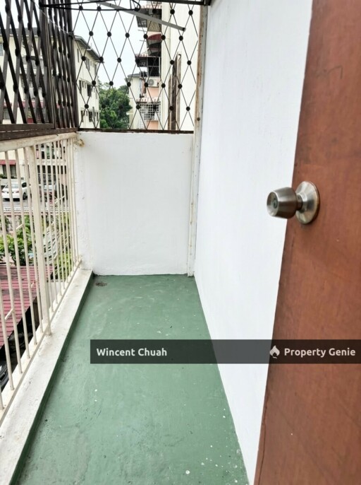 For Sale: 1st Floor Corner Flat Seksyen 2 Wangsa Maju KL | 710 sqft RM280k