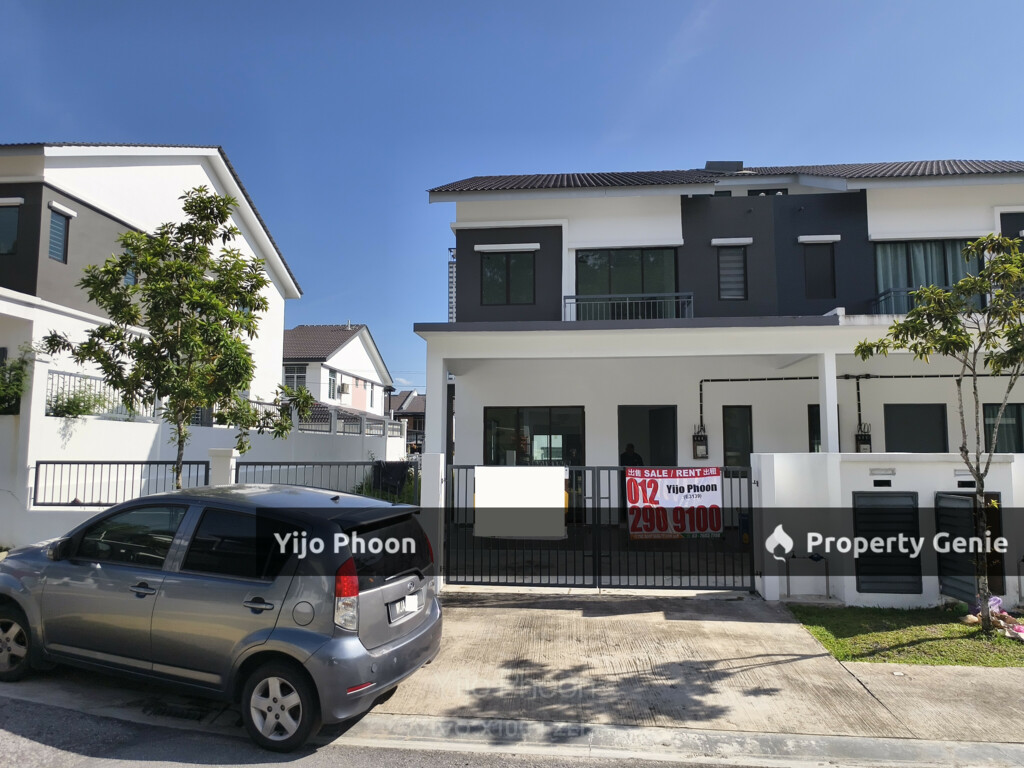 Scientex Rawang Semi-d for rent. Walking distance to Anggun City. All bedroom with own bathroom