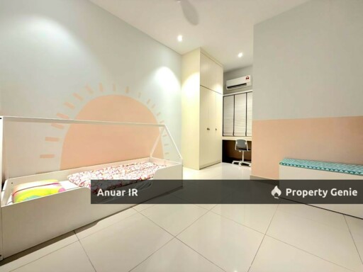 [Renovated End Lot Unit] Double Storey Terrace House Sejati Lakeside Cyber 10 Cyberjaya