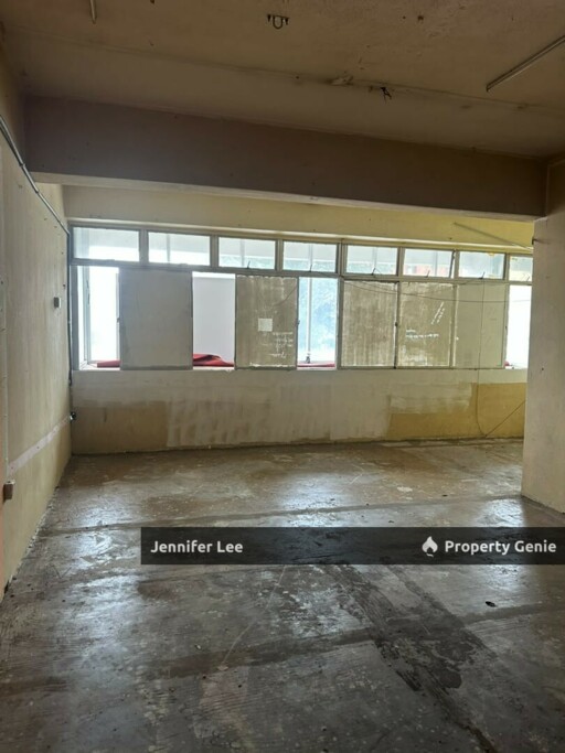 Taman Alam Jaya , Cheras, 2 Storey Shophouse  For Rent (Facing Main Road)