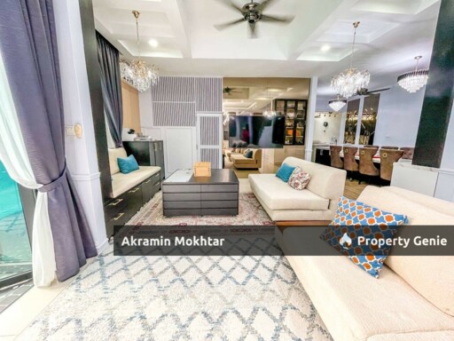 FREHOLD & RENOVATED | 3 Storey Semi-D Lambaian Residence, Kajang