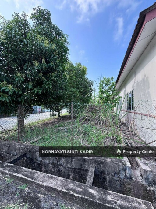 TERES SETINGKAT CORNER LOT (OPEN FACING) INDERA MAHKOTA 16. (TAMAN SRI PERDANA), KUANTAN