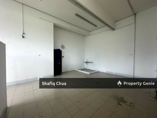 3 Storey Corner Semi D Factory Perindustrian Tekno, Seksyen U8, Shah Alam