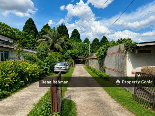 1Storey Spacious 4 Bedroom Bungalow in Taman Pelangi Sentul