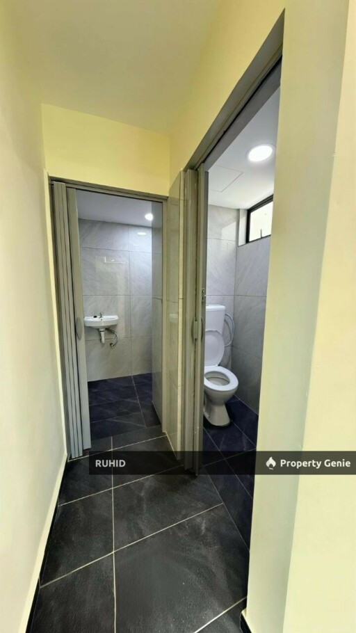 Level 1 Renovated Flat Geharu Taman Rinting Masai | 3 Bedrooms 2 Bathrooms | Freehold