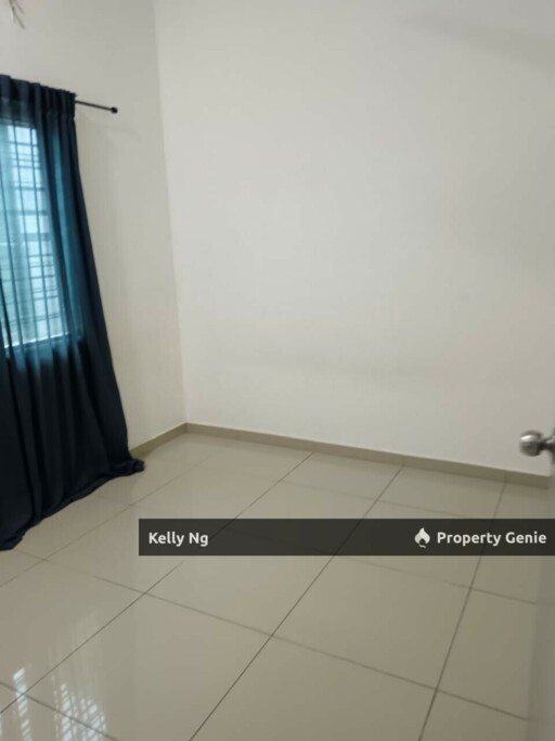 Single Sty House At Tmn Sg Pinang Pulau Indah For Rent
