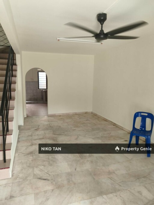 2-Storey Jalan Seroja Taman Johor Jaya For Rent