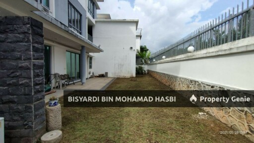 RENOVATED 3 STOREY CORNER LOT SEMI DETACHED, LAKEHILL VILLAS, BANDAR BARU BANGI, BANGI .
