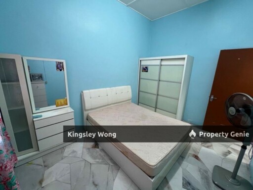 Pengkalan Barat ( Station 18 ) Single Storey Terrace House Fully extended Move In Condition
