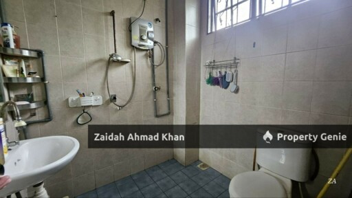 FULLY FURNISHED RENOVATED DOUBLE STOREY SEMI D  House @ Bandar Nusarhu, Seksyen U10, Shah Alam FOR SALE