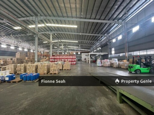 FACTORY SALE AT BUKIT MINYAK GOOD CONDITION WAREHOUSE 42000 SQFT VIEW RM2.50 PER SQFT