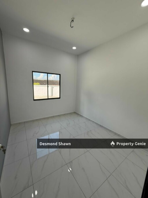 1 Storey Semi-D Corner Lot @ Masai
