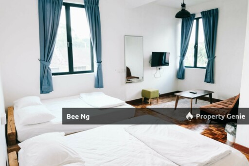 Taman Bukit Kempas/double Storey Bungalow