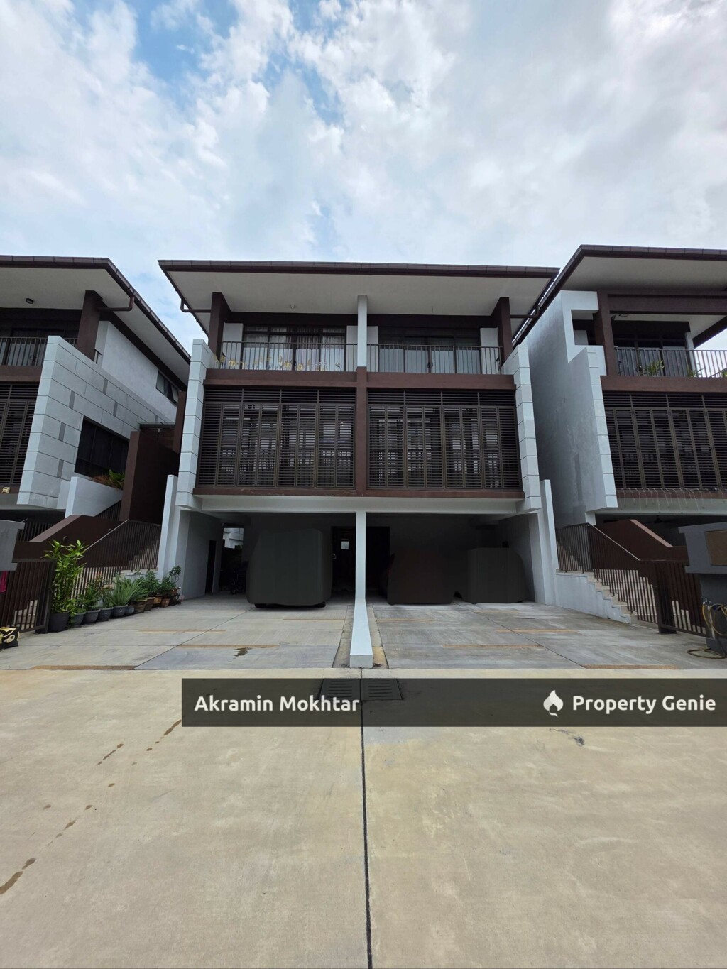 Freehold & Non Bumi Lot | 3 Storey Premium Terrace @ The Mulia Residence