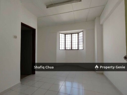 Low Deposit Good Condition Tasik Height Apartment, Bandar Tasik Selatan For Sale