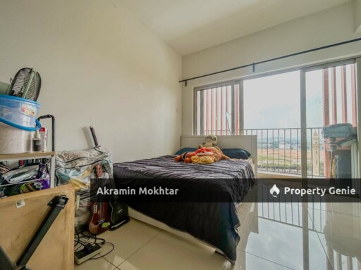 Freehold, Facing Masjid & 1 Parking | Suria Jelutong Apartment, Bukit Jelutong, Shah Alam.