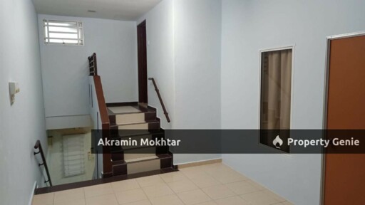 Freehold & Extended | 1.5 Storey Terrace House @ Jalan USJ 3, Subang Jaya, Selangor