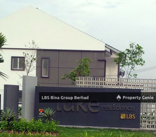 The Lake Residence