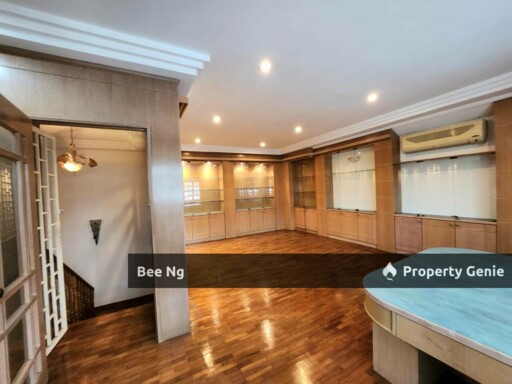 Taman Pelangi 3-Storey Semi-D Johor Bahru Freehold