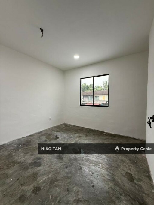 Jalan Molek 2Stry Renovated Taman Molek Johor Bahru