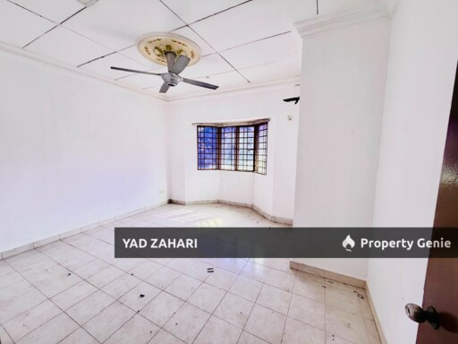 Cahaya Alam U12, Shah Alam | 2-Storey Terrace 4 Bedrooms | RM650K - Renovated Unit with Extended Hall and 4mins to Shop