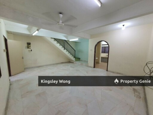 Taman Bukit Kledang, Menglembu Double Storey Terrace House Endlot unit Near Lahat First Garden Fully Loan available