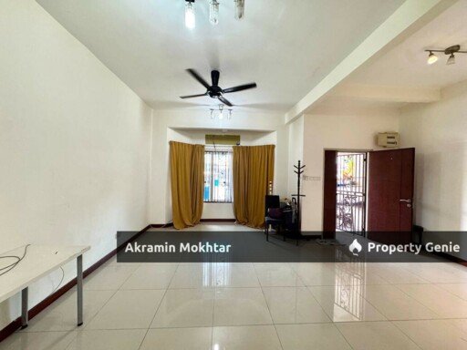 Gated & Guarded | Double Storey Terrace Subang Galaxy U5, Shah Alam.