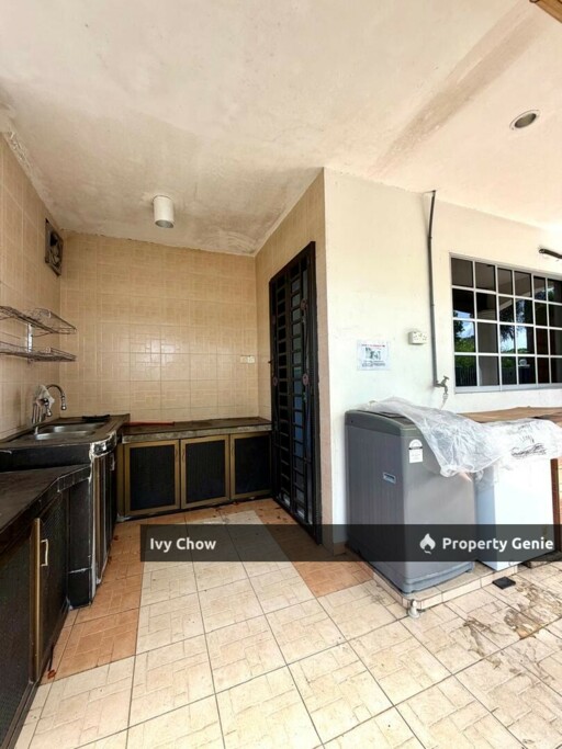 Bandar Putra Jalan Nuri Kulai double Storey Corner lot