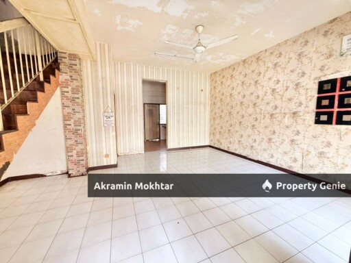 NEAR LRT FREEHOLD 2 Storey Taman Puchong Prima, Puchong
