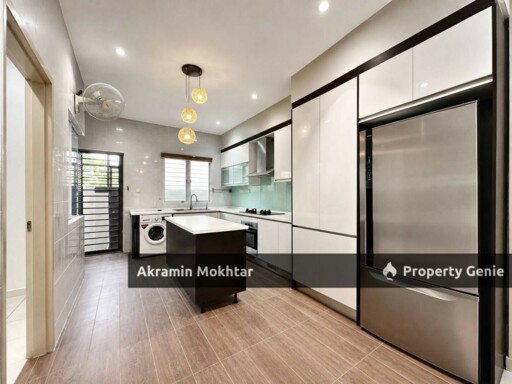 Freehold, Renivated & Partially Furnished | Setia Indah 12 Setia Alam Double Storey