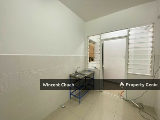 Saville @ Melawati, Basic Furnished
