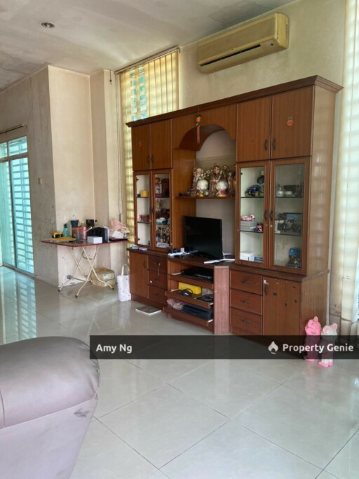 3 Storey Semi D Below Market Value For Sale