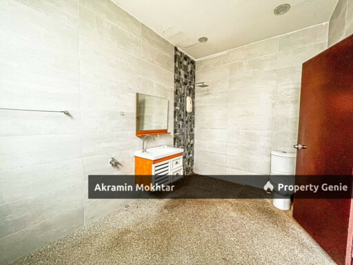 3 Storey Bungalow  Kemuning Residence ,Kota Kemuning  Shah Alam