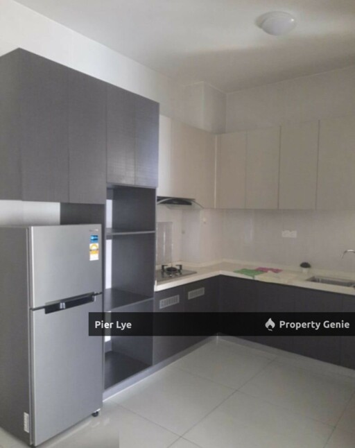 Royal Strand @ Country Garden