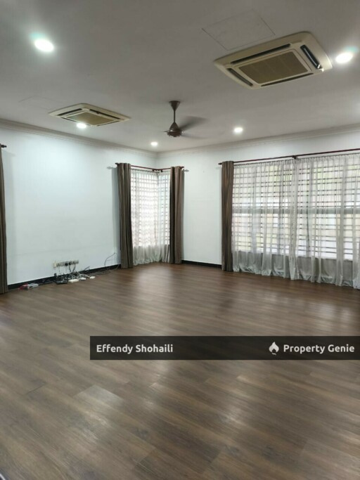 BANDAR SERI PUTRA PUTRA HILLS BUNGALOW