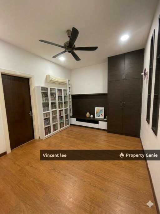 Taman Bukit Serdang , Serdang, Seri Kembangan, 2 Storey Semi-D, Freehold, Renovated Condition