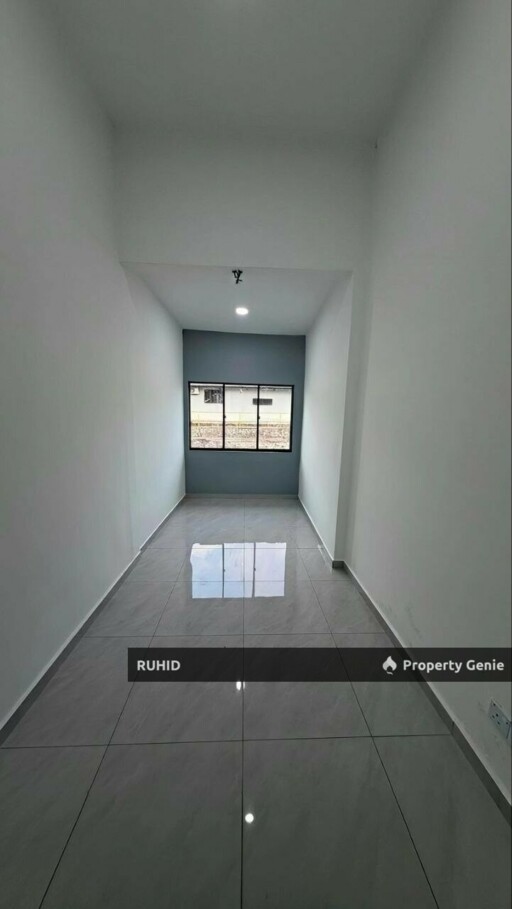 Taman Suria Single Storey Corner Lot, Fully Renovated, 4R3B, Freehold