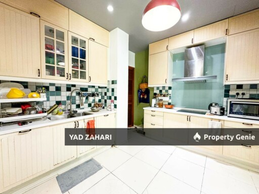 Cahaya SPK, Shah Alam | 2-Storey Semi-D 5 Bedrooms | RM1.15M - Renovated and Gated Guarded