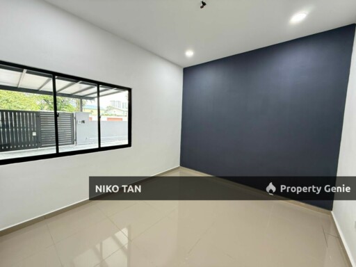 [RENOVATED&EXTENDED] 1-Storey Semi-D Taman Daya For Sale