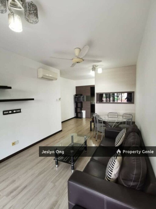 3 Bedrooms Apartment at Molek Pine 1, Taman Molek for Rent