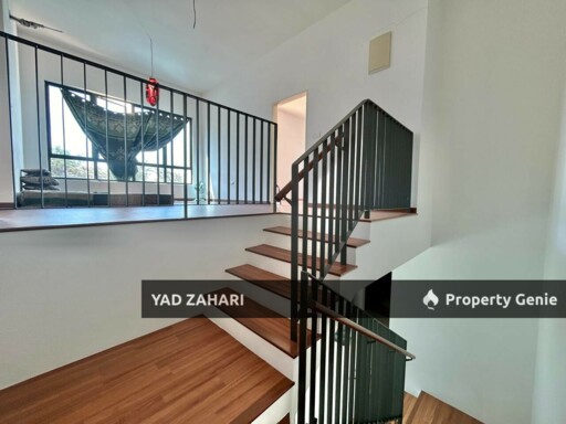 Huge Extra Land Corner Lot Double Storey Terrace House, Hijayu 2 Resort Homes, Bandar Sri Sendayan