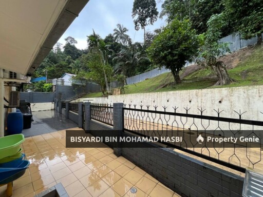 12,658 SQ.FT Facing Golf Course Bungalow Taman TAR Ampang.