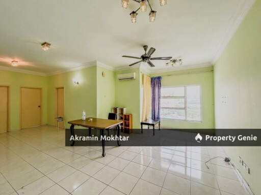 FREEHOLD, NEAR MRT & 1 PARKING | Desa Impiana Condominium, Puchong, Selangor.