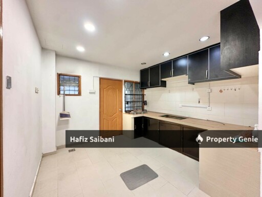 Double Storey Terrace Alam Jaya Bandar Puncak Alam