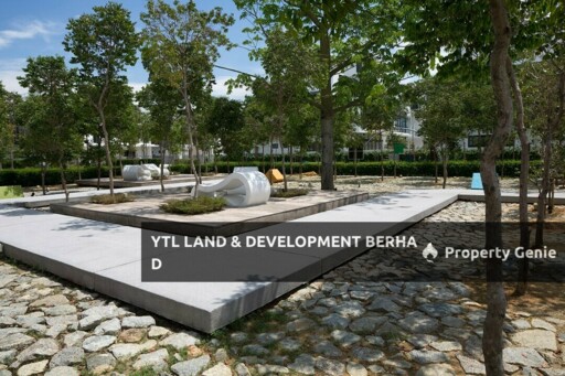Lake Fields, Sungai Besi