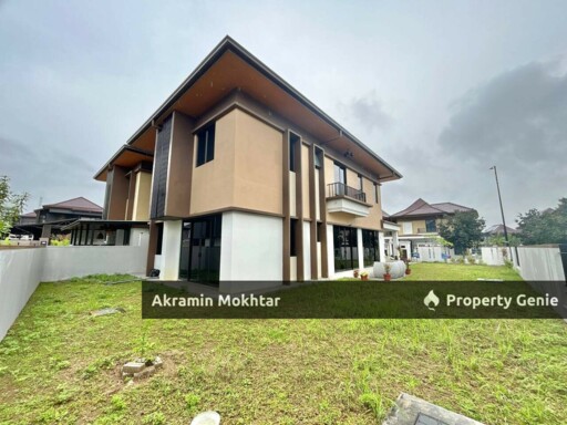 Freehold & Partially Furnished | Double Storey Semi-D (Type Kayana) Setia Mayuri Semenyih