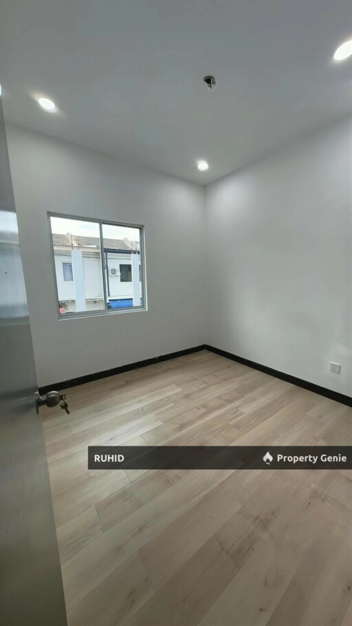 Taman Bukit Mutiara Fully Renovated Double Storey Terrace House