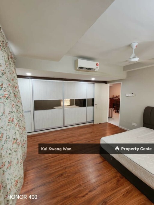 Saffron  1950sqft Big Unit 3 Room!
